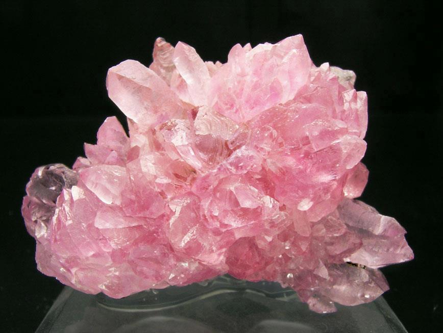 Đá thạch hồng được tìm thấy ở nhiều nơi trên thế giới